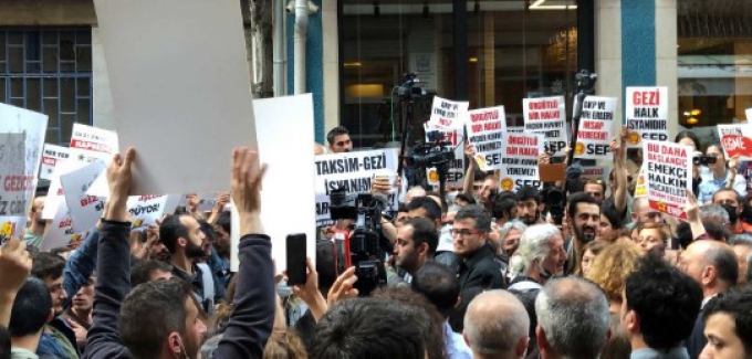İstanbul'daki Gezi davaları protestosuna polis müdahalesi; 51 kişi gözaltına alındı