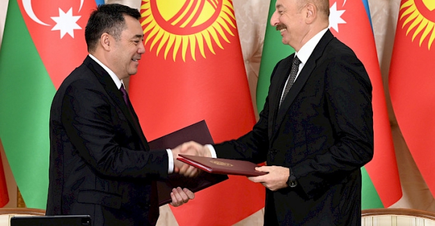 Kırgızistan ve Azerbaycan Stratejik Ortaklık Bildirisi imzaladı