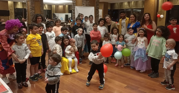 Lösemili Çocuklar ve aileleri iftarda bir araya geldi
