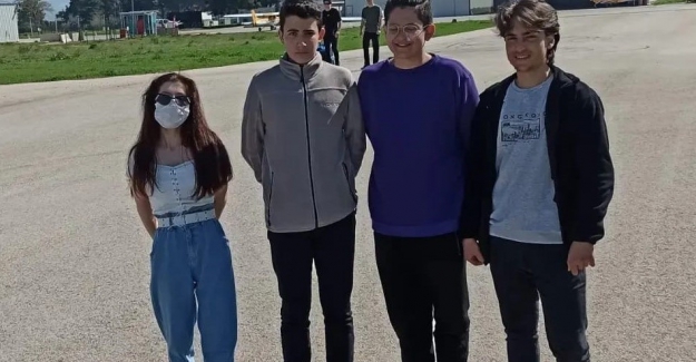 Yıldırımlı Gençlerin İHA Projesiyle Teknofast Başarısı
