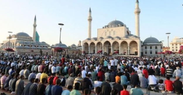 Bayram namazı saat kaçta kılınacak? İllere göre Ramazan Bayramı namazı vakitleri