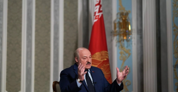 Belarus lideri Lukaşenko: Ukrayna'yı yöneten Zelenskiy değil ABD