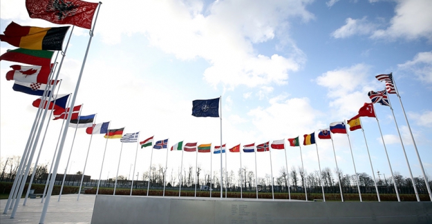 Almanya; Finlandiya ve İsveç'in NATO üyeliğini onayladı