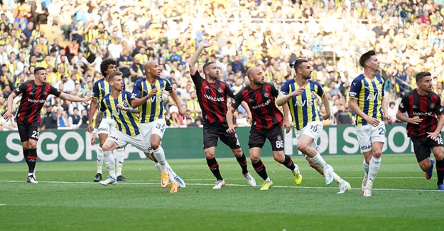 Kadıköy'de sessiz gece: Fenerbahçe 0-0 Fatih Karagümrük