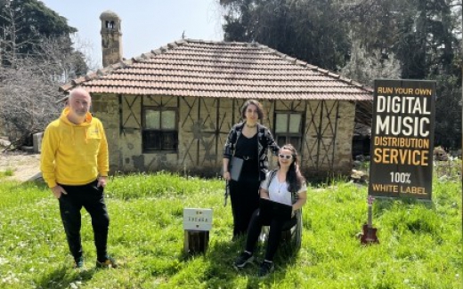 Torosların dağ köylerinden dünyaya müzik yazılımı satıyor