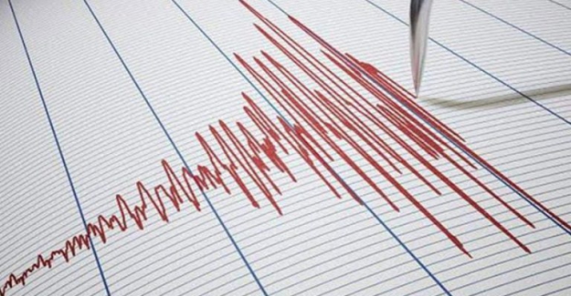 Antalya'da 4.1 büyüklüğündeki deprem paniğe neden oldu