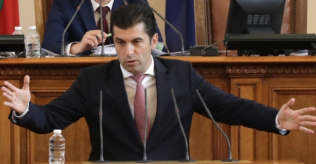 Bulgaristan'da hükümet güvenoyu alamadı ve düştü