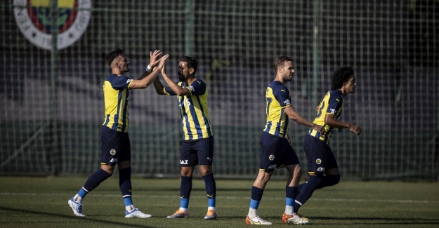 Fenerbahçe ikinci hazırlık maçında KF Tirana'yı 4-0 mağlup etti