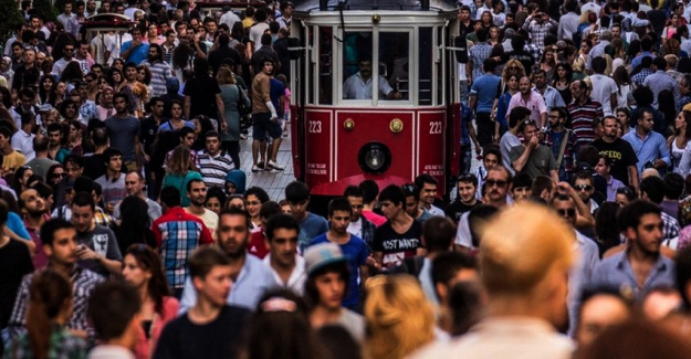 Türkiye’de her 10 kişiden 9’u geçim sıkıntısı çekiyor