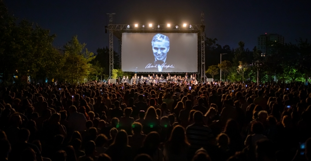 Yıldızlar Altında Sinema” keyfi