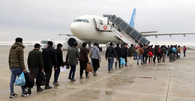 1 haftada 5 bin düzensiz göçmen yakalandı