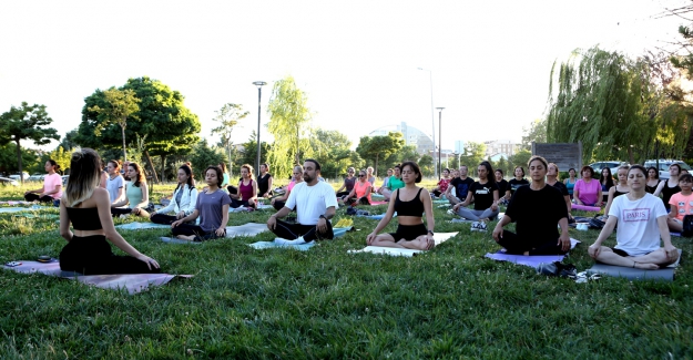 Altınşehir sakinleri yogada buluştu
