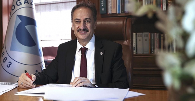 Boğaziçi Üniversitesi Hukuk Fakültesi dekanı istifa etti, yerine rektör kendisini atadı