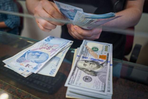 Dolar kuru 2022'nin en yüksek çizgisine devam ediyor