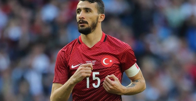Rekorların adamı Beşiktaşlı Mehmet Topal futbola veda etti