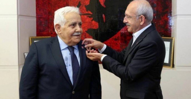 Eski Akp'li milletvekili CHP'ye katıldı