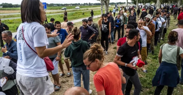 Hollanda’dan sığınmacı sınırlaması: Türkiye’deki kamplardan mülteci kabulü askıya alındı