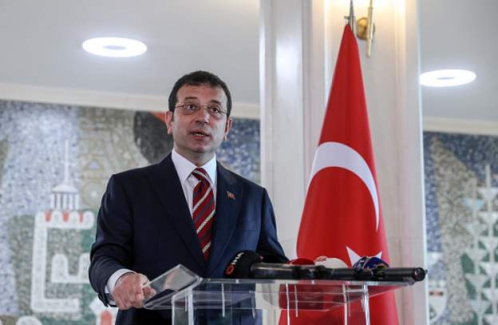 İmamoğlu: İstanbul'da yağış 15.00’e kadar sürecek, lütfen araçlarınızla yola çıkmamaya özen gösterin.