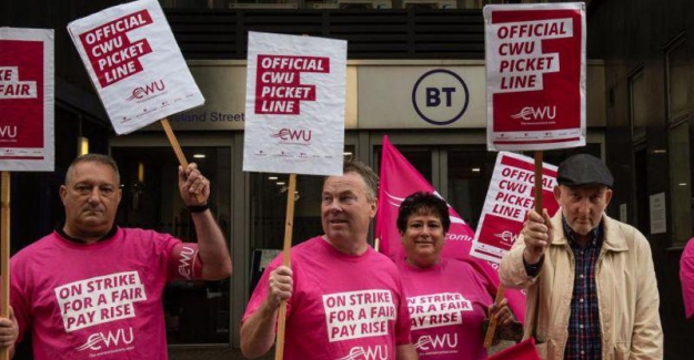 İngiltere'de on binlerce işçi grevde: 'Ücretlerimiz en az enflasyon oranında artmalı'