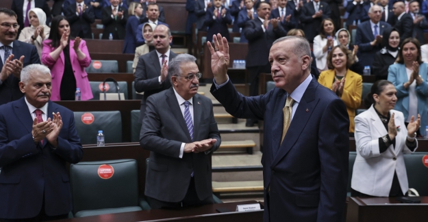 90 vekil, '3 dönem' kuralına takılıyor: AKP'nin yarısı değişebilir
