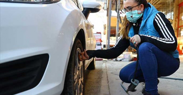 Döviz kuru gurbetçilere yaradı, oto sanayiler yabancı plakalarla doldu