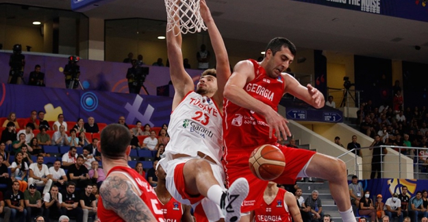 FIBA'dan Türkiye-Gürcistan maçında yaşananlar için soruşturma