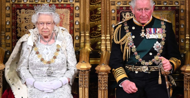 İngiltere'nin yeni hükümdarı Galler Prensi Charles oldu