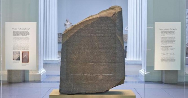 Mısır: Rosetta Taşı’nın keşfinin 200. yıldönümü kutlanıyor