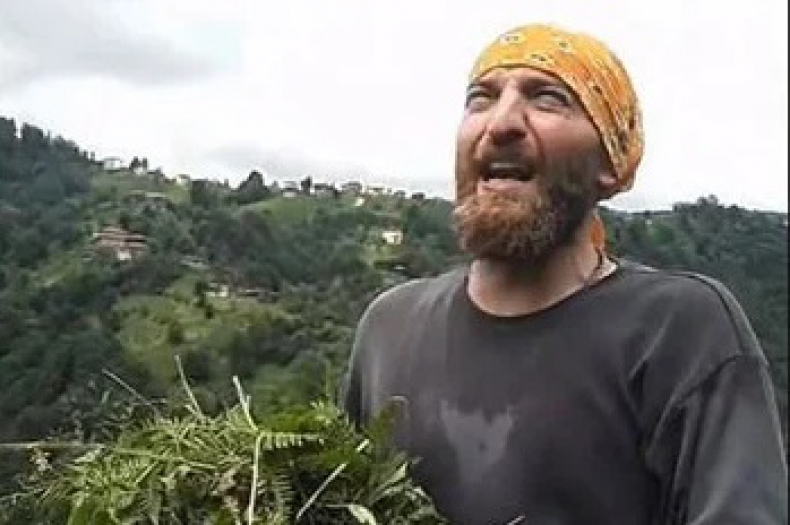 İletişim Fakültesi mezunu Rizeli vatandaş TRT'de Su Ürünleri mezunlarının çalıştırılmasına isyan etti