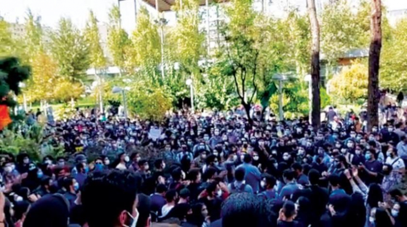 İran sokaklarında ortak ses: Diktatöre ölüm!..