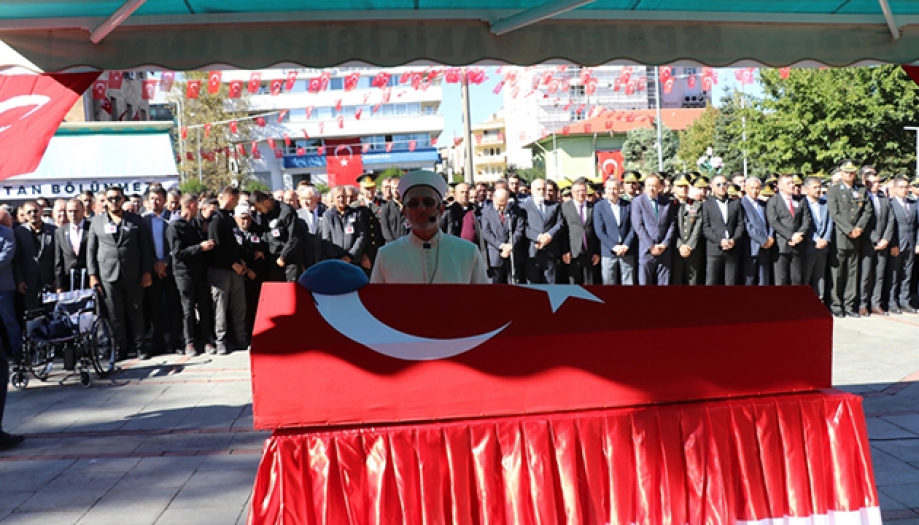 Isparta Şehidine veda etti!