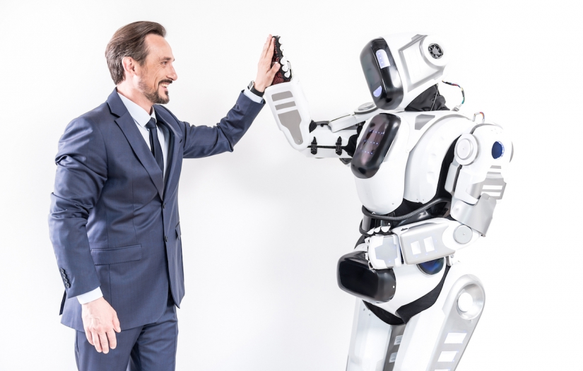 Robot istihdam ajansı açıkladı: “İnsanlar ve robotlar bir takım gibi  çalışacak”