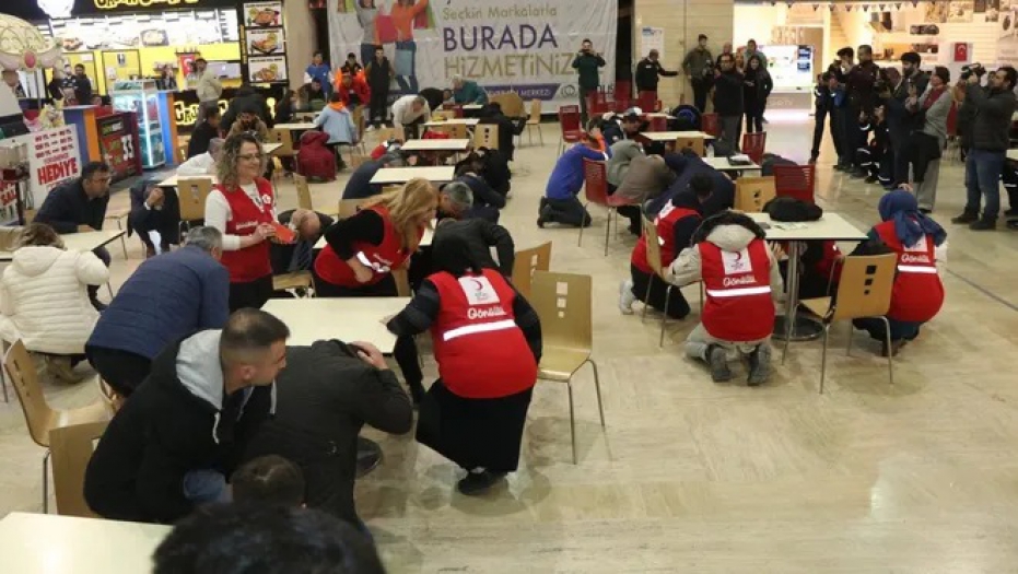Türkiye genelinde 'Çök Kapan Tutun' tatbikatı yapıldı