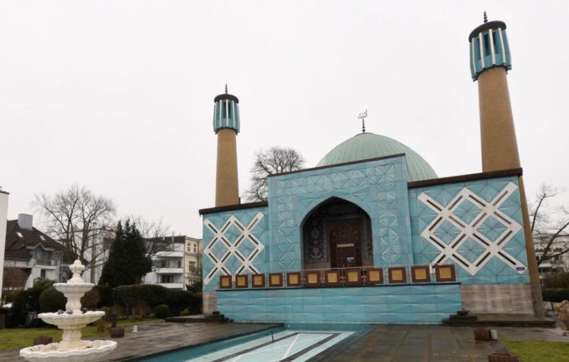 Almanya’da Müslümanlara Saldırılar Sürüyor