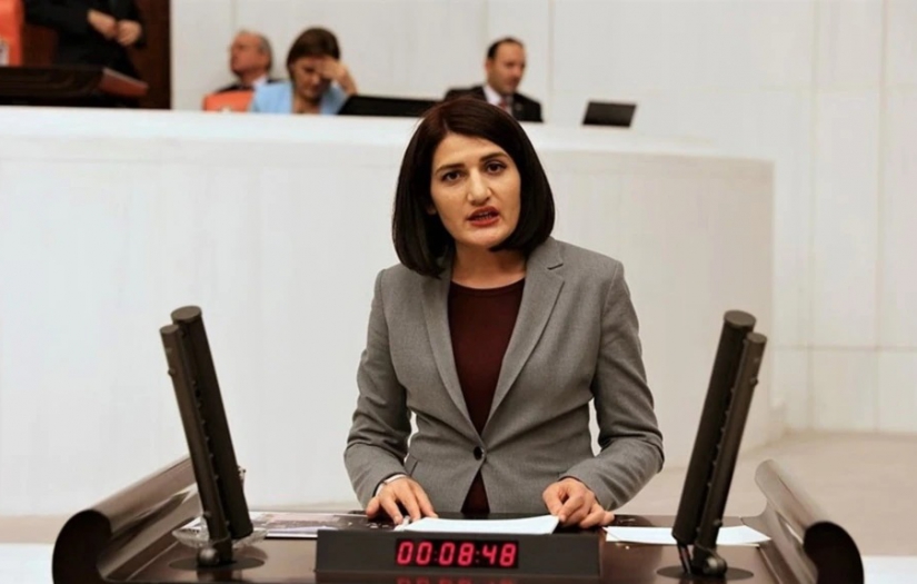 HDP’li Semra Güzel’in Milletvekilliği Düşürüldü