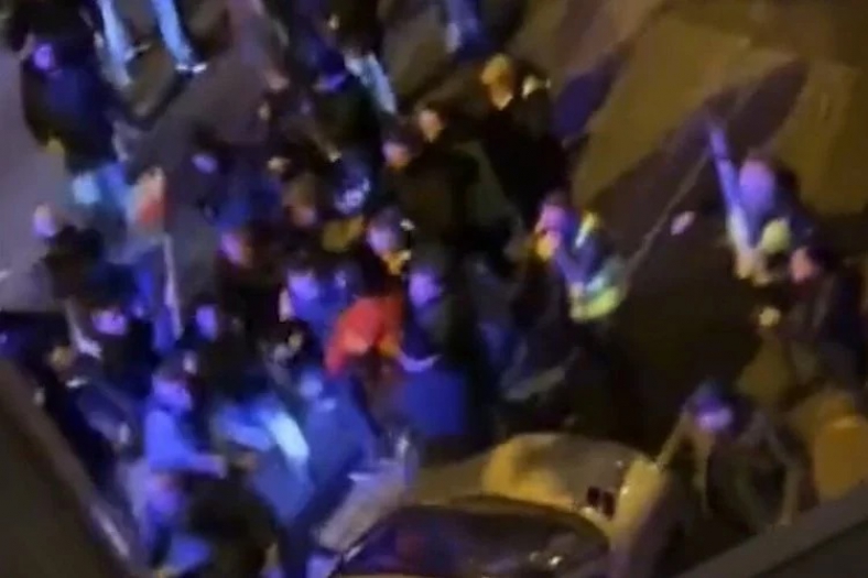 PKK yandaşları Almanya'da Türklere saldırdı!