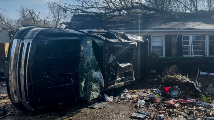 ABD'nin Alabama ve Georgia Eyaletlerini Hortumlar Vurdu