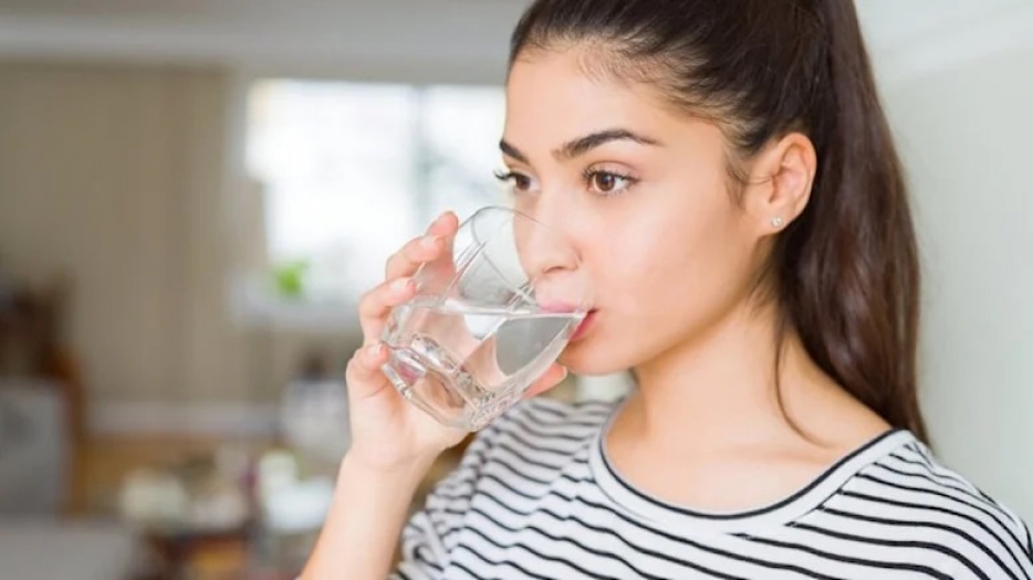 Bilimsel araştırma: Günde 8 bardak su içmek ömrü 15 yıl uzatıyor