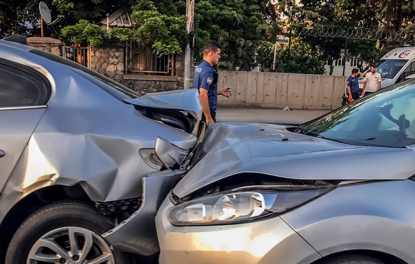 Hasarlı trafik kazalarında Yargıtay'dan emsal karar:  “Araç Mahrumiyet Bedeli” ödenecek"