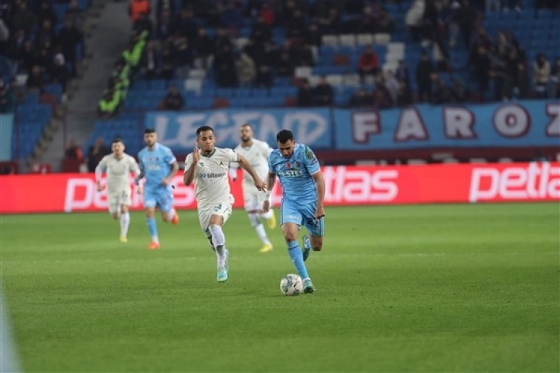 Trabzonspor, Giresunspor’u 3-0 mağlup etti