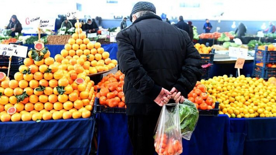 TÜRK-İŞ: Açlık sınırı, yılın ilk ayında asgari ücreti geçti