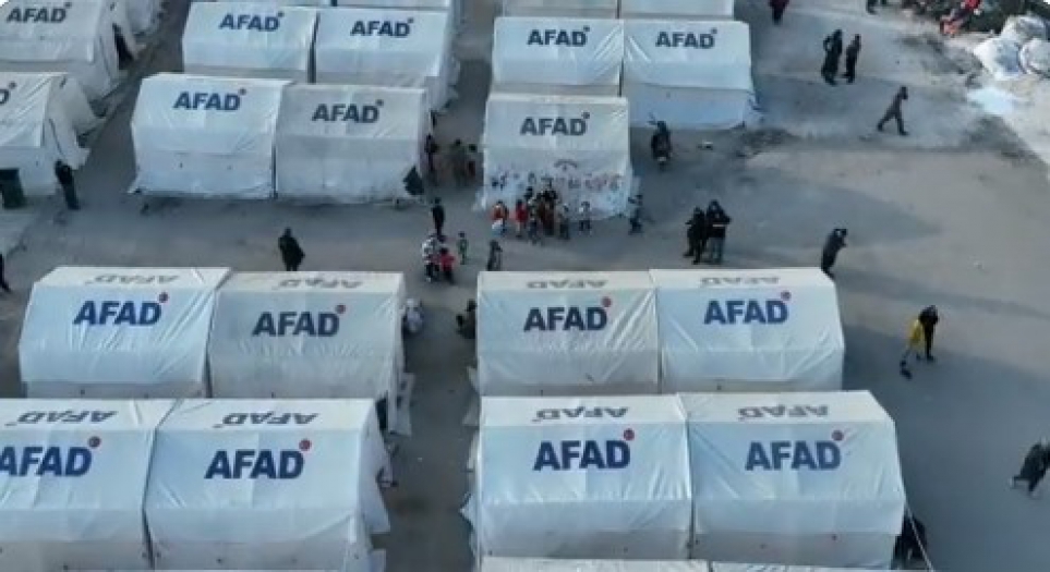 AFAD, Deprem bölgelerinde 329 bin 382 çadırın kurulumunun tamamlandığını açıkladı