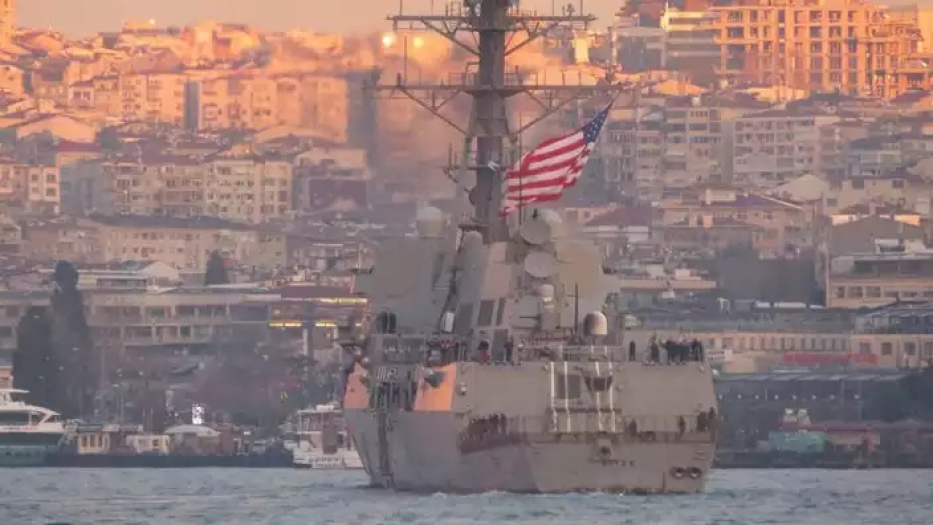 Boğazdaki ABD bayrağına tepki