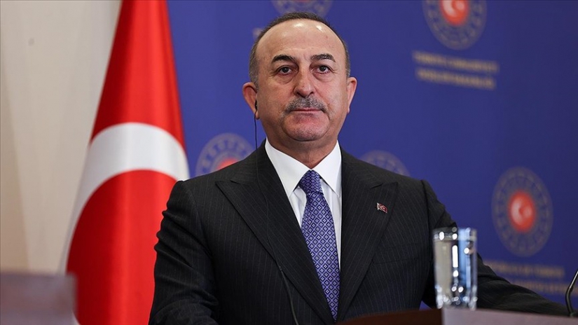 Çavuşoğlu: "Konsolosluk kapatmaların maksatlı olduğunu düşünüyoruz"