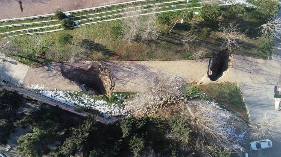 Gaziantep'te deprem sonrası 3 dev çukur oluştu