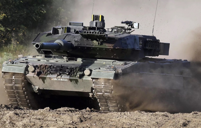 Almanya savaş stoklarını tamamen eritti:  18 adet Alman Leopard 2 Tankı, Ukrayna'da