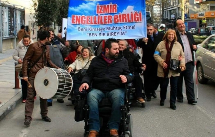 “Depremzede Engellilere Acil Çözümler Üretilmeli”