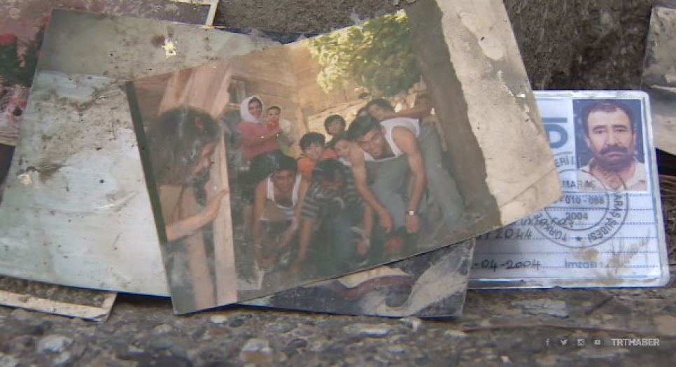 Enkaza dönen evlerden geriye mutlu fotoğraflar kaldı