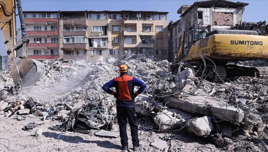  Enkazda asbest tehlikesi: Milyonlarca insanı risk altında bırakabilir