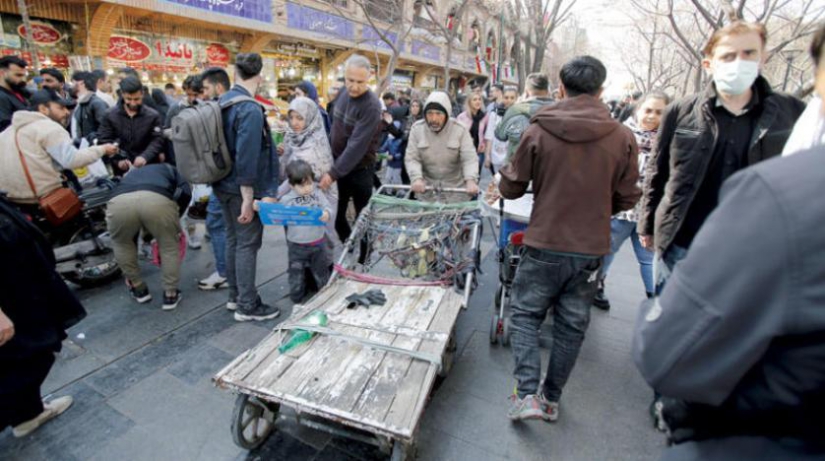 İran’da protesto gerilimine döviz krizi eklendi